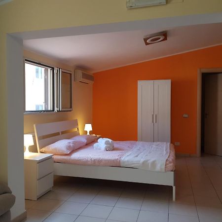 Bed and Breakfast Casa Coccinella Кальтаниссетта Экстерьер фото