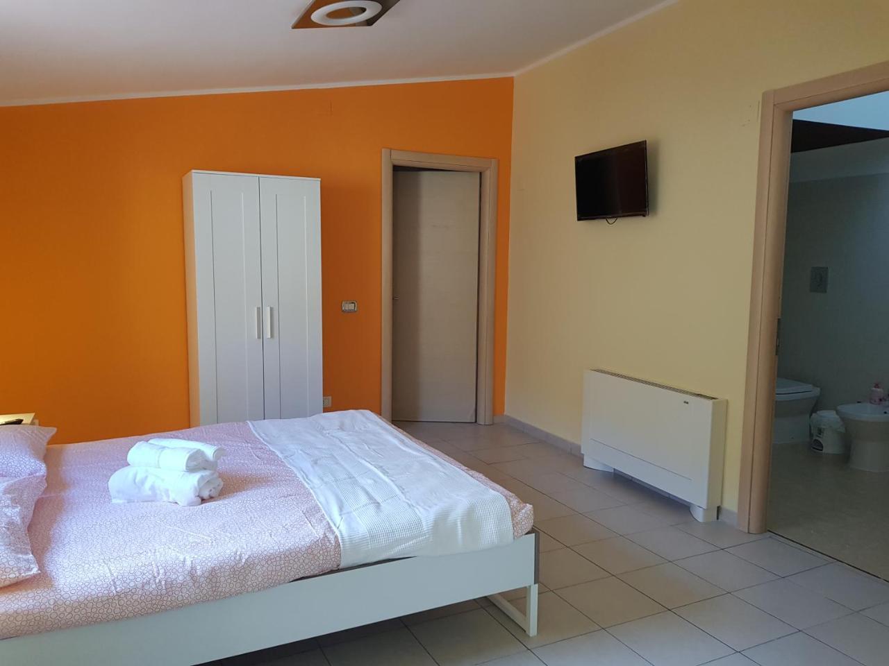 Bed and Breakfast Casa Coccinella Кальтаниссетта Экстерьер фото